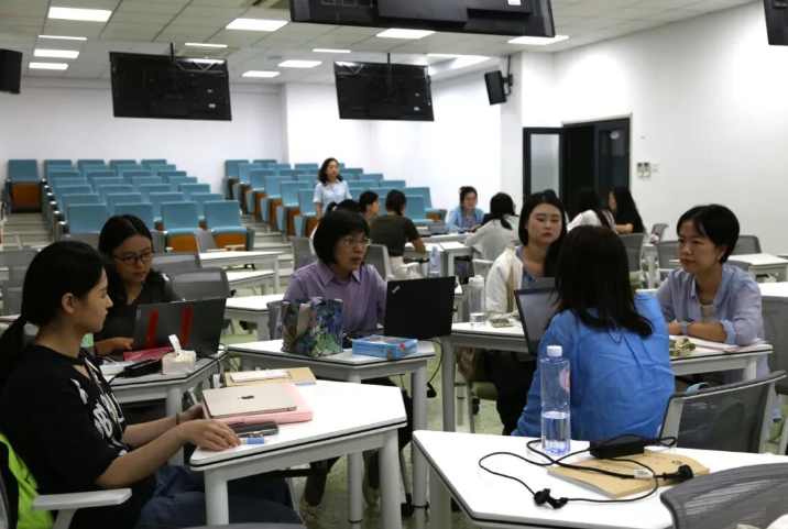 北京十二中科研年会英语分会：聚焦教研组建设 共促英语教育高质量发展